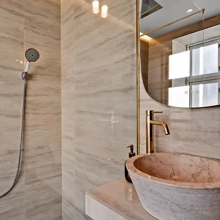 Apartment The Burgundy