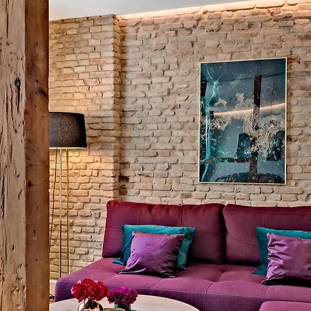 Apartment The Burgundy *